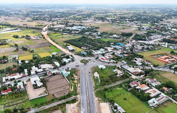 Dòng tiền đầu tư bất động sản đổ mạnh vào thị trường phía Nam