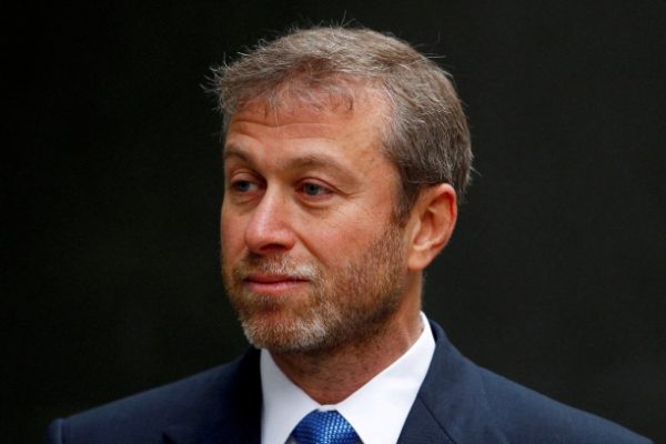 Abramovich bị kiện vì tranh chấp tiền bán Chelsea?