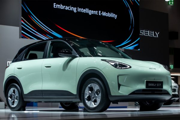 Geely: Ngành ôtô toàn cầu đang đối mặt tình trạng thừa xe