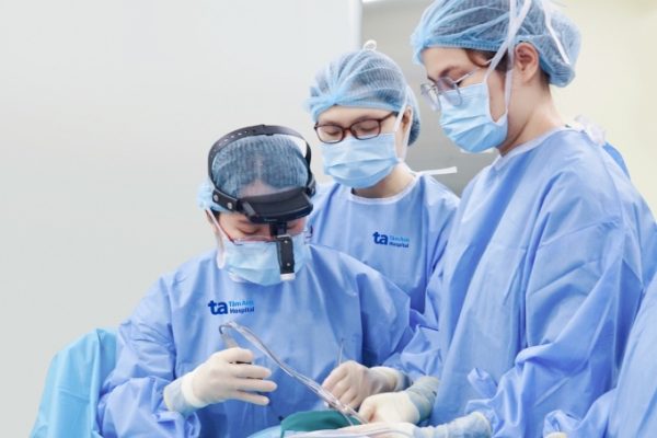 Viêm Amidan và Hôi Miệng: Mối Liên Hệ Bạn Cần Biết