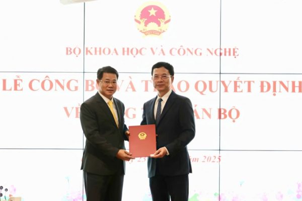 Bộ KH&CN công bố 16 quyết định cán bộ mới nhất