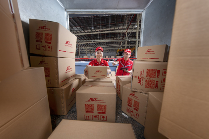 Một trong những ưu điểm trong giải pháp logistics đo ni đóng giày của J&T là khả năng tùy chỉnh dịch vụ theo từng mô hình kinh doanh. Ảnh: J&T Express