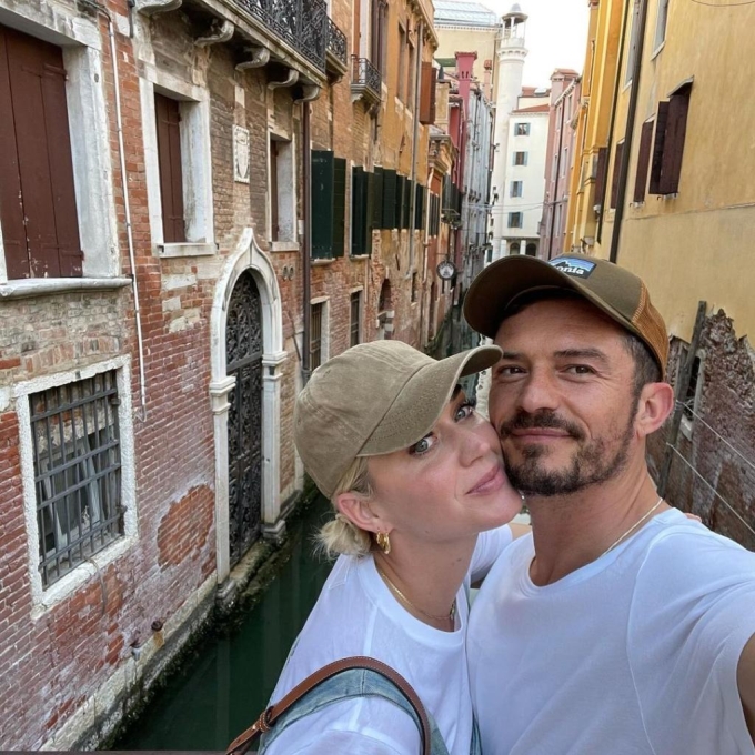 Đôi tình nhân đi du lịch Venice năm 2021. Ảnh: Instagram/ Orlando Bloom