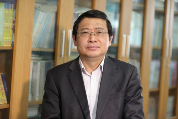 Đề thi lớp 10: Thoát lối viết văn mẫu