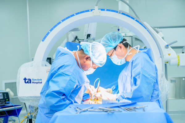 Phục hồi vận động sau phẫu thuật hẹp ống sống: Câu chuyện thành công