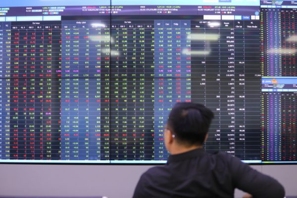 Đầu tư cổ phiếu mới lên sàn: Lưu ý quan trọng cho nhà đầu tư