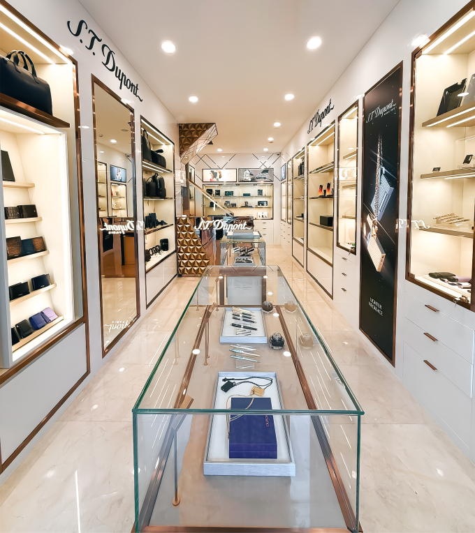 Cửa hàng S.T.Dupont đầu tiên ở số 74A1 Hai Bà Trưng, quận 1. Ảnh: Golden Phoenix Vietnam