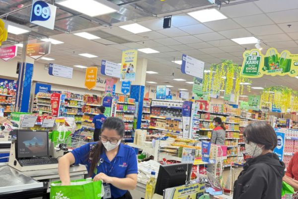 Co.opmart tặng rau củ cho người dùng túi ‘xanh’: Tin tức khuyến mãi