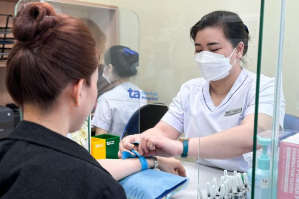 Sàng lọc di truyền trước khi có con: Dành cho ai?