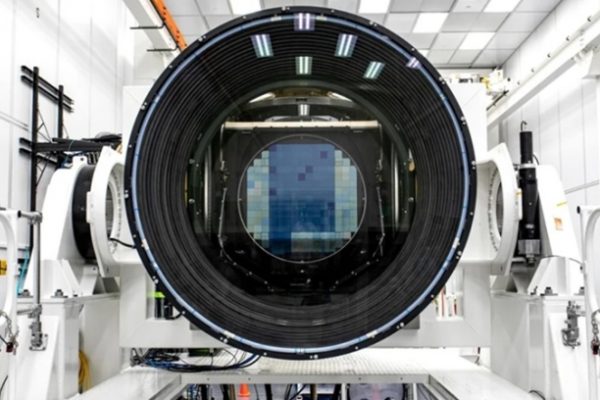 Camera lớn nhất thế giới: Bước đột phá cho ngành thiên văn