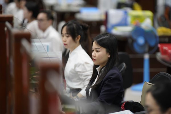 Nghỉ hưu sớm do tinh giản biên chế: Nhận ngay hai khoản trợ cấp!