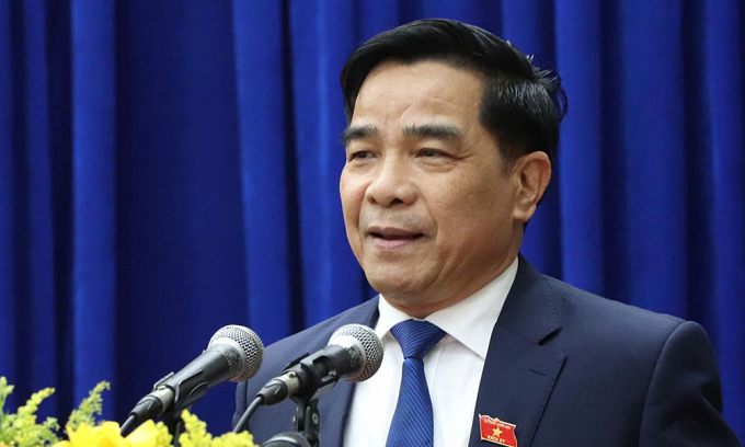 Ông Lê Văn Dũng phát biểu sáng 24/3. Ảnh: Đắc Thành