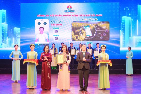 PVCFC thắng lớn với cú đúp giải thưởng Industrie 4.0 Awards 2025