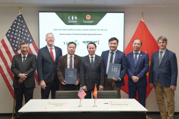 Việt Nam ký thỏa thuận 3 tỷ USD nhập khẩu nông sản Mỹ