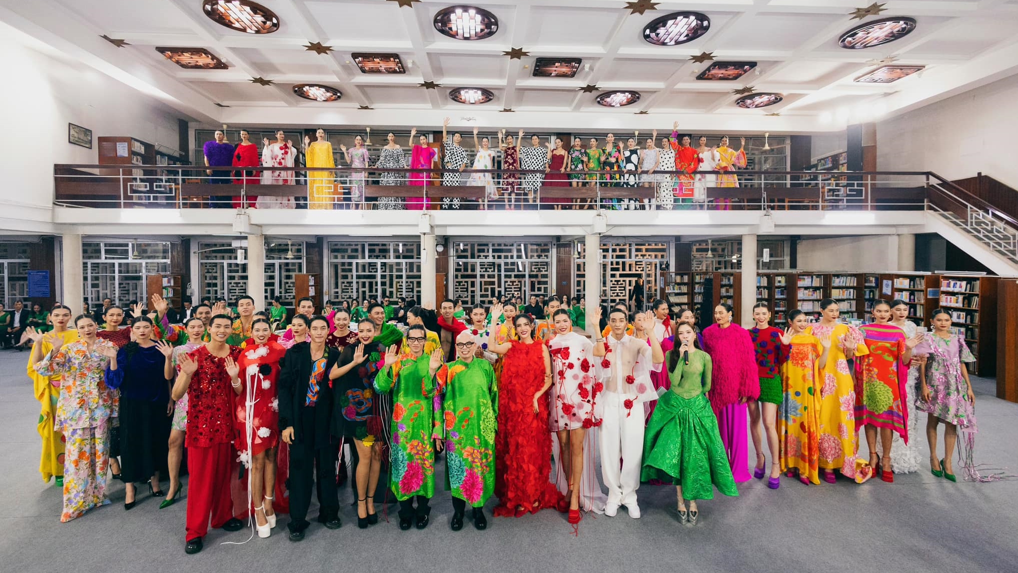 Ba show diễn "Cuộc sống tươi đẹp" của Vũ Ngọc và Son