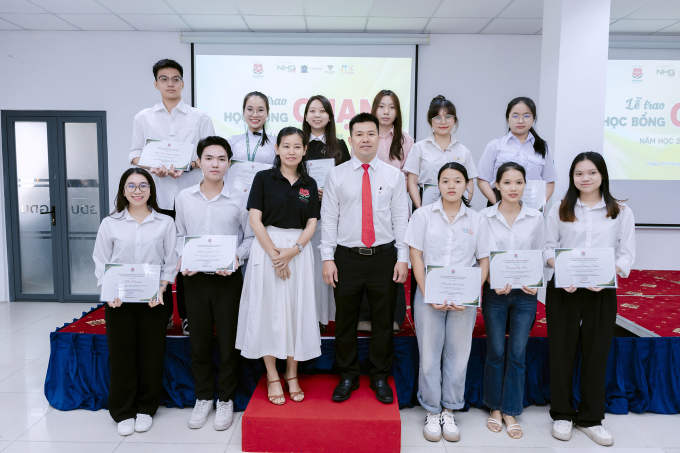 Quỹ Bông hồng nhỏ mong góp một phần cho sự phát triển của đất nước thông qua chương trình nghệ thuật. Ảnh: Quỹ Bông hồng nhỏ