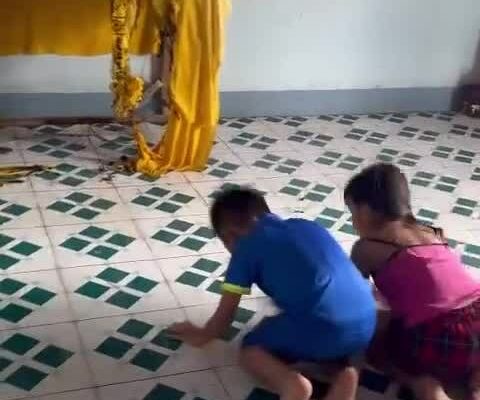 Chăm con nghỉ hè: Những tình huống bi hài