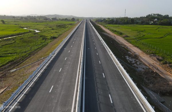 3 gợi ý: Hành trình tự lái ô tô từ Hà Nội vào miền Trung