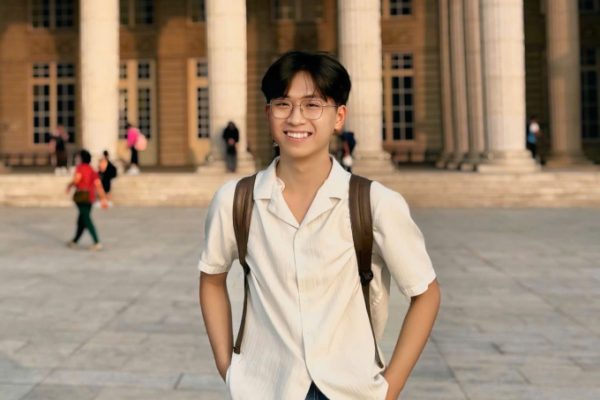 Thủ khoa Sư phạm Hà Nội tốt nghiệp với điểm số ấn tượng