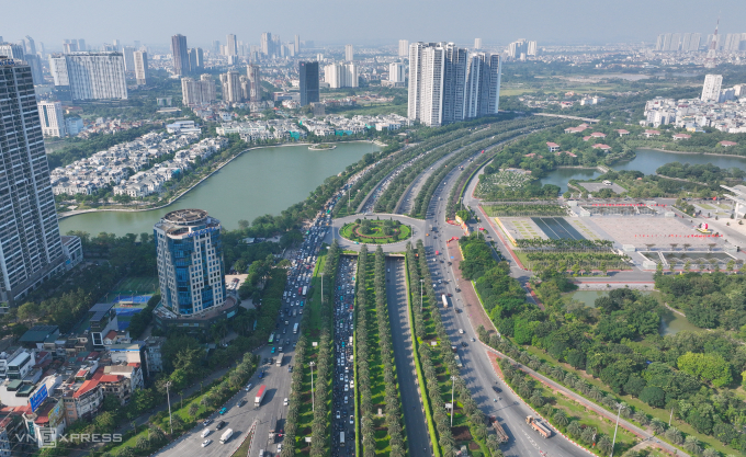 Điểm đầu Đại lộ Thăng Long (nhìn từ nút giao Trung Hoà). Ảnh: Ngọc Thành