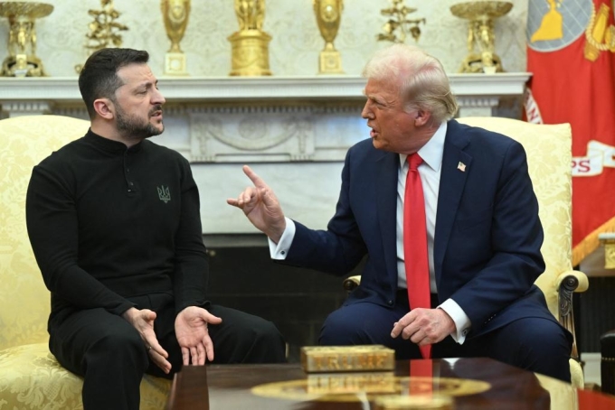 Ông Zelensky gặp ông Trump tại Nhà Trắng hồi cuối tháng 2. Ảnh: AFP