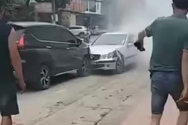 Dừng xe sử dụng ma túy, tài xế gây tai nạn liên hoàn