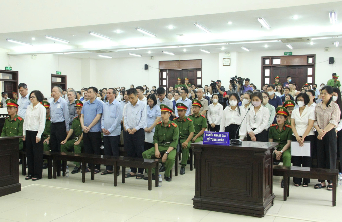 Các bị cáo tại tòa phúc thẩm. Ảnh: Danh Lam