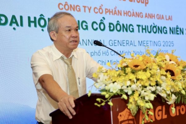 Bầu Đức: Mua 10 triệu cổ phiếu HAG?