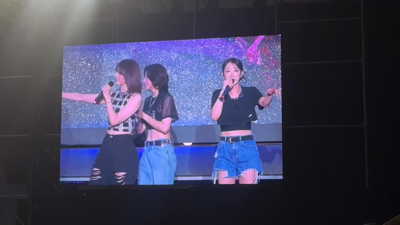 EXID giao lưu cùng fan Việt