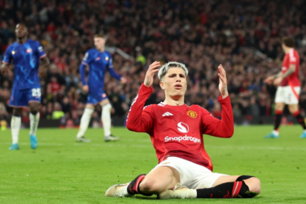 Man Utd, Chelsea: Trao đổi cầu thủ tiềm năng?
