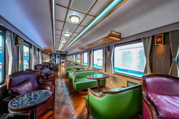 Hè này: 4 tour tàu hỏa hạng sang khám phá Việt Nam
