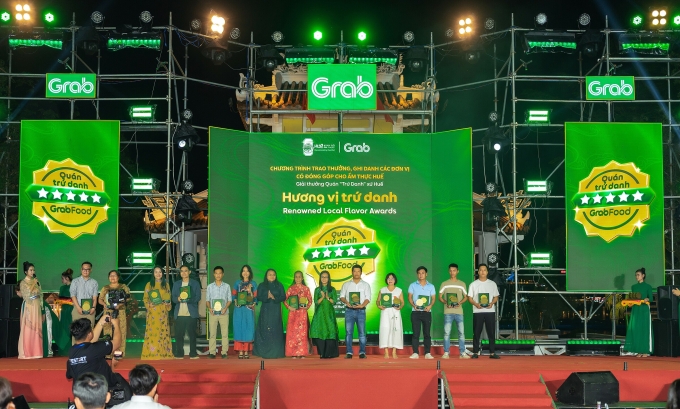 Lễ trao giải Quán trứ danh xứ Huế do Grab và Sở Du lịch TP. Huế tháng 5 vừa qua. Ảnh: Quỳnh Như
