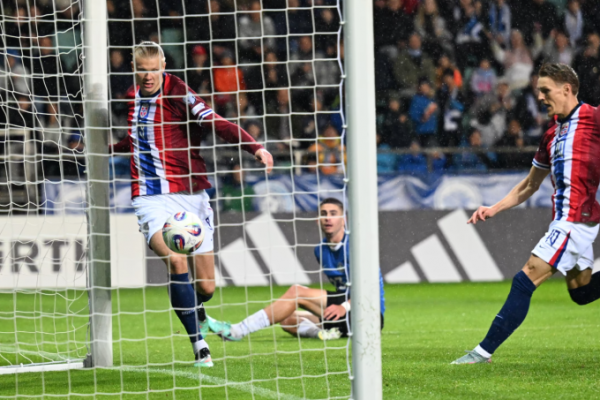 Haaland giúp Na Uy toàn thắng vòng loại World Cup
