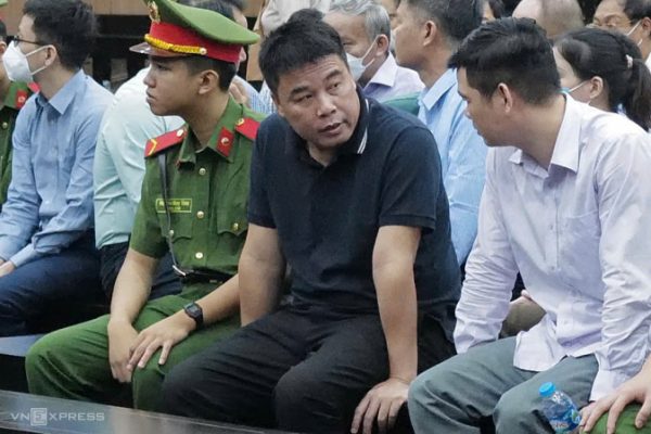 Cựu Chủ tịch Quảng Ngãi: Tiền hối lộ dùng xây nhà tình nghĩa