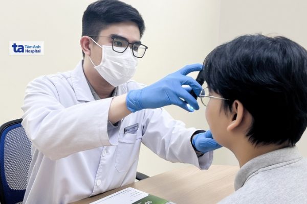 U trên mặt bé trai: Dấu hiệu và cách điều trị