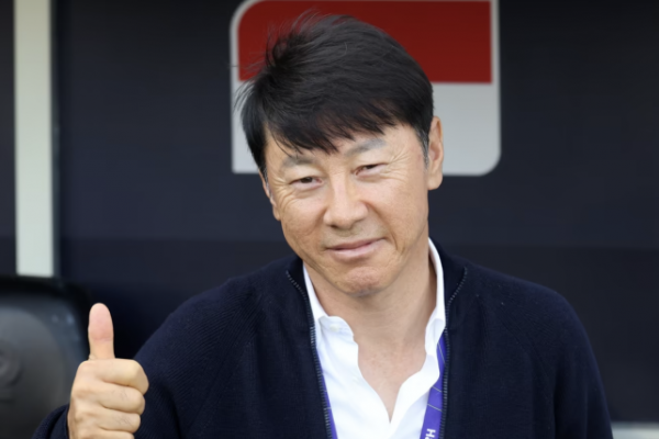 HLV Shin Tae-yong: Sẵn sàng dẫn dắt đội tuyển Trung Quốc
