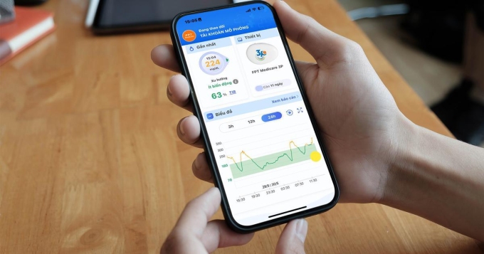 Giao diện trải nghiệm mô phỏng theo dõi glucose huyết miễn phí từ máy đo đường huyết liên tục 3P. Ảnh: FPT