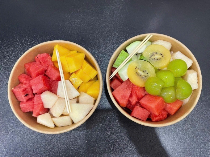 Ăn nhiều trái cây tươi vào mùa nóng giúp tóc khỏe, giảm khô xơ, gãy rụng. Ảnh: Đình Diệu
