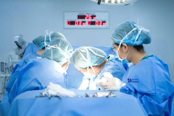 U buồng trứng giáp biên: Tế bào lành tính và ác tính