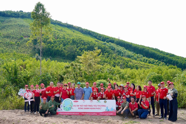Dai-ichi Life Việt Nam thực hiện hoạt động thiện nguyện vì trách nhiệm cộng đồng. Ảnh: Dai-ichi Life Việt Nam