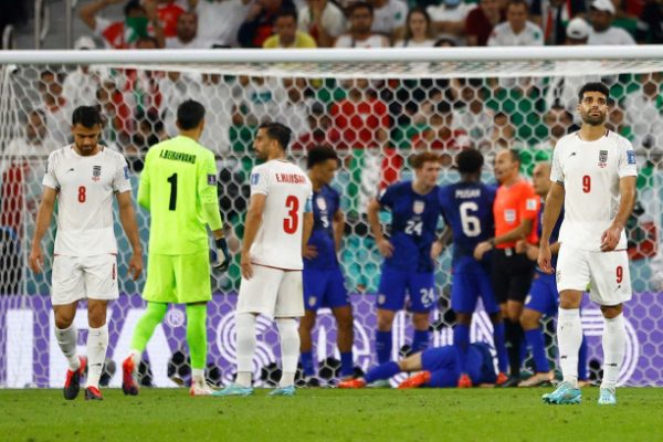Iran đối mặt nguy cơ bị cấm dự World Cup 2026