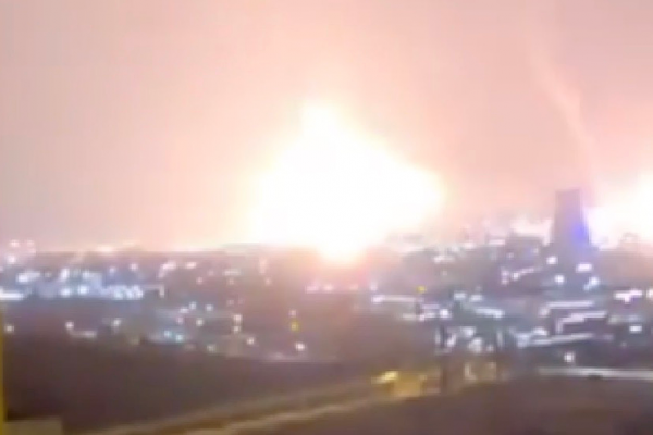 Tên lửa Iran xuyên thủng phòng không Israel: Cập nhật mới nhất
