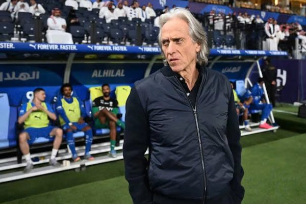 Ronaldo chấp thuận: Al Nassr bổ nhiệm HLV Jorge Jesus
