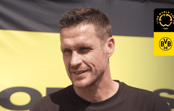 Giám đốc Dortmund: Messi quyết định chiều cao mặt cỏ tại Mỹ?