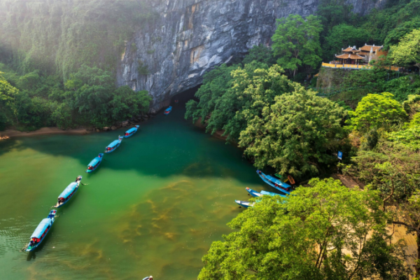 Tour khám phá động Phong Nha Quảng Bình: Trải nghiệm cùng Sovaba