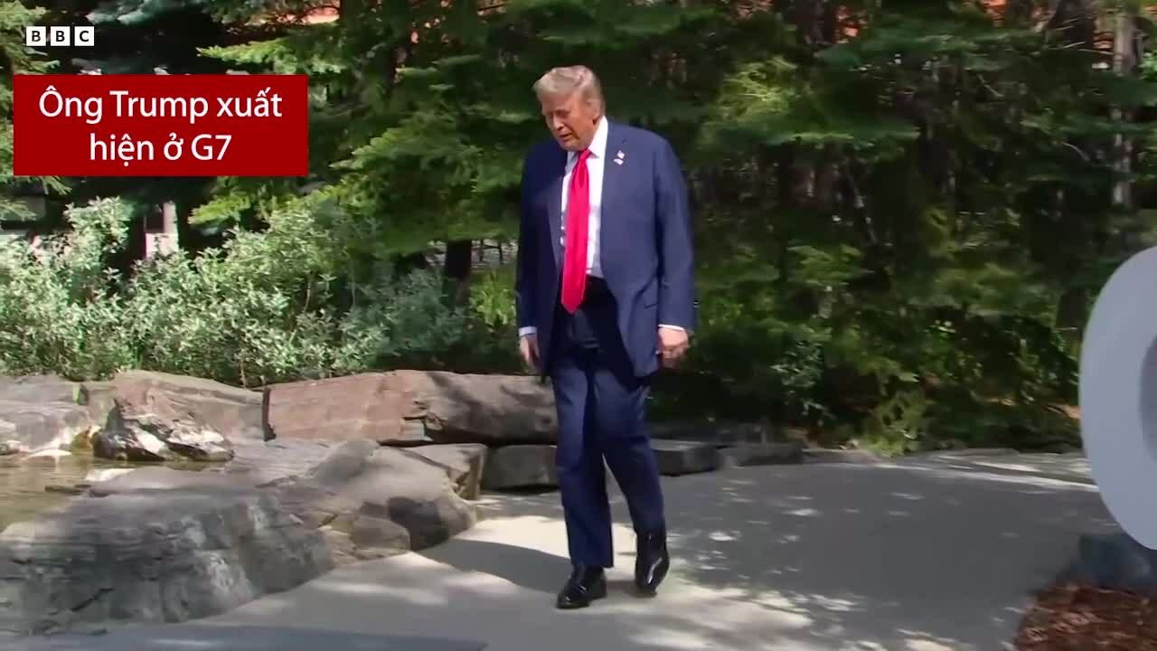 Lần xuất hiện ngắn ngủi của ông Trump tại hội nghị G7