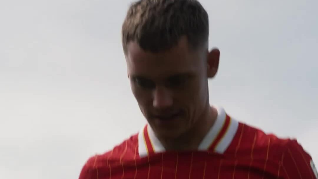 Liverpool ra mắt Florian Wirtz