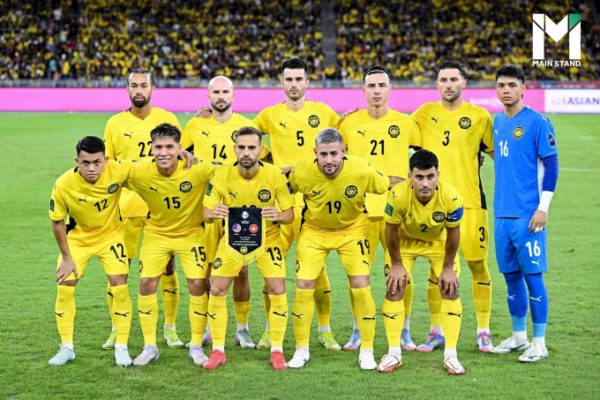 CĐV Malaysia: Mất hứng vì cầu thủ nhập tịch