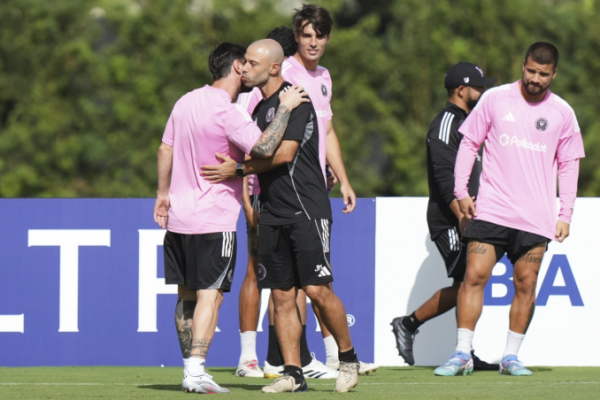 Mascherano: Messi’s Ảnh Hưởng Vượt Ra Ngoài Thể Thao