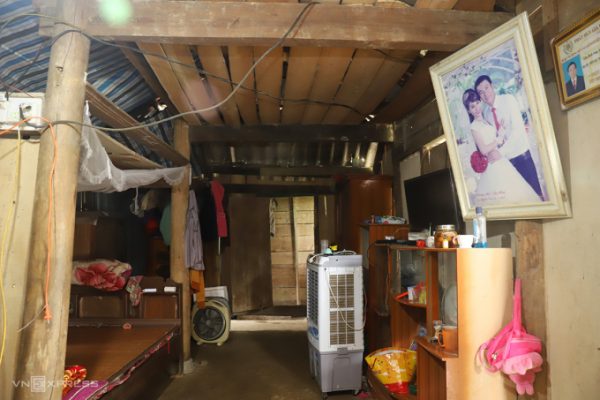 Sống trong sợ hãi: Hy vọng mong manh giữa nhà dột nát